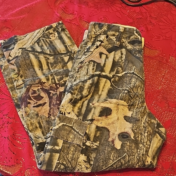 Camouflage Pattern Pants - Picture 1 of 4